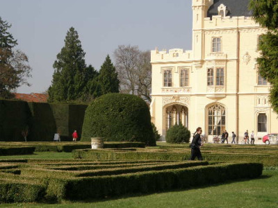 slovensko-gabcikovo-lednice-a-karavan6.jpg